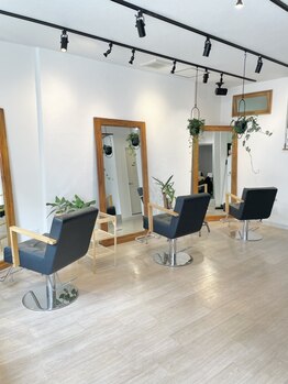 フリー(Free)の写真/《少人数の落ち着きある美容室》一人一人のお客様に真摯に向き合う接客が魅力です★[平塚2分]