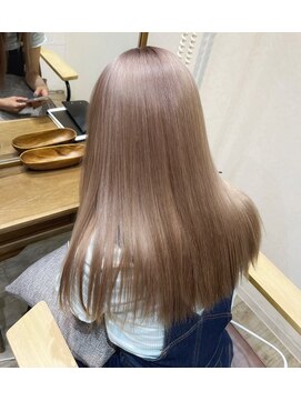 ナンバー エアロ 横浜(N° +aero) デザインカラー/ケアブリーチ/透明感カラー/ツヤカラー