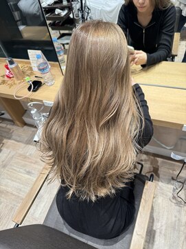 アヴァンス 堺東店(AVANCE.) ミルクティーベージュ