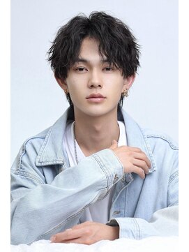 リップスヘアー 銀座(LIPPS hair) ツイスパセンターパート縦落ちツイストスパイラル