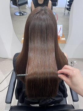 ボヌール オオサカ(Bonheur OSAKA) ホリスティック水素ストレートで柔らかくしなやかな美人髪に