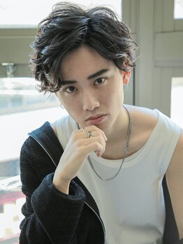 ショット 高槻(SHOT)の写真/【メンズ専門サロン】個性を大切にトレンド感あるモテスタイルを叶えるメンズ特化stylistが集結！