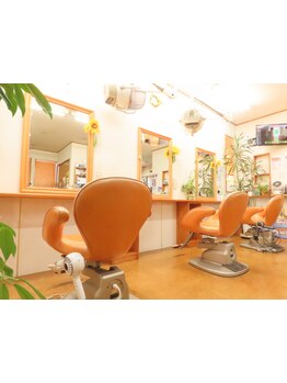 ｜髪のお悩みを相談しやすい環境が魅力のサロン｜丁寧なアドバイスと気配りが安心の落ち着いた空間＊