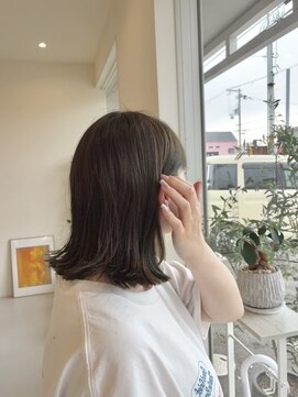 Asobi hair lab【アソビ ヘア ラボ】 「外ハネセミボブ × まろやかアッシュブラウン」