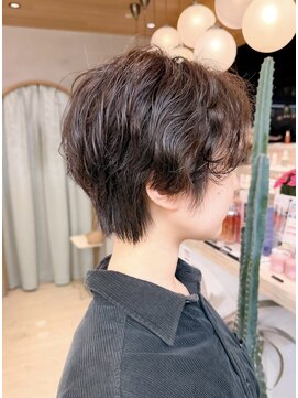 オリーブグレー/ショート/前髪/レイヤー/髪質改善/縮毛矯正/横浜