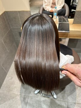 セントラル 三宮店(central) 【神戸三宮】素髪再生うる艶ストレート美髪改善プログラム