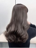 イル(iLe.)&nbsp;ミルクティーベージュブリーチなしダブルカラーレイヤーカット