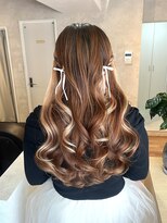 サンルーム(SUN room) ハーフアップハーフツインヨシンモリ巻き下ろし韓国アレンジ