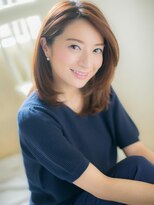 ブルー(BLUE)&nbsp;*CUORE水戸*グラマラスな前下がりワンカールストレートセミディb