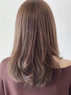 フレイムスヘアデザイン(FRAMES hair design) アッシュベージュ×ゆるふわセミロングでアンニュイな雰囲気に♪