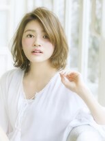 抜け感のレイヤーボブ