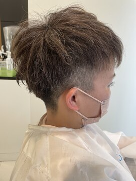 ワーズ フウ(Words-fuu) 自分らしさ全開！アシンメトリースタイル　[chihiro]