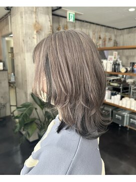 トゥーミー(to mee) ウルフ×インナーカラー♪