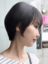 ロンド レア 天神大名店(Lond Le’a)&nbsp;ショートボブ大人ショートハンサムショート前髪なしグレージュ