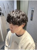 メンズ波巻きパーマ　韓国マッシュ　ブルーブラック