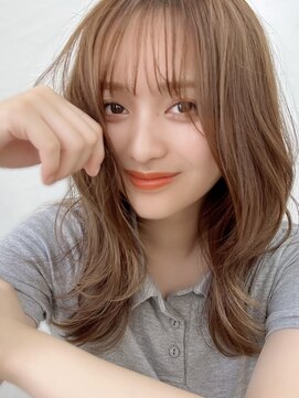 アトレ 梅田店(attrait) *ベージュ くびれレイヤー20代30代40代50代