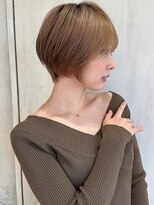 アフロート ルヴア(AFLOAT RUVUA)&nbsp;みね前下がりひし形ショートで骨角似合わせ！30代40代くびれヘア