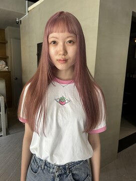 ヘアー アイス ルーチェ(HAIR ICI LUCE) ハイトーンロング ペールピンクカラー ピンクカラー ブリー山中