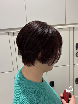 ケンジ 平塚 アネッタ(KENJE annetta) 【ワンカラー】艶髪ワインレッド