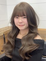 ビュー フクオカ(VIEW FUKUOKA) セミロング/顔周り/前髪/レイヤー/韓国風