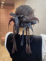 エヌアイ オモテサンドウ(ni omotesando)&nbsp;ツインカチモリアレンジ☆表参道ヘアセットリボンヘアアレンジ