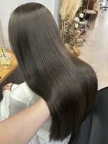 レブ 四条烏丸(Reb,)&nbsp;オリーブグレージュレイヤーカット透明感カラー