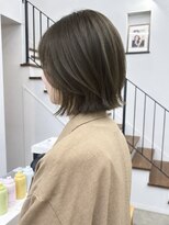 ペイジヘアー(paige hair)&nbsp;オリーブカラー×レイヤーボブ