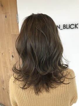 アンブリック(AN_BLICK) ふんわりミディアムヘア