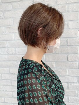 ラパンセ ブルー(LA PENSEE BLEU) 【LA PENSEE】ショートボブ ハイライト 透明感