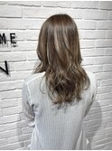 ハイライト　透け感アッシュ