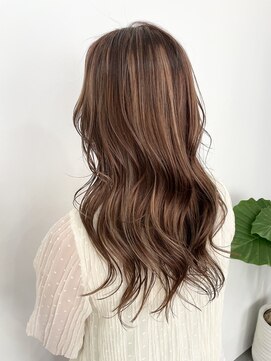 ルヴェルヘアー(Revel hair) ハイライト×ブラッドピンク