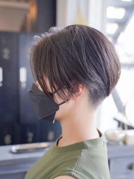 シャロン(SHARON) 【SHARON】前下がり/刈り上げショート/アッシュベージュ