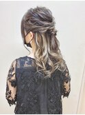飾りがなくても可愛い // 愛されハーフアップ × ねじり編み込み