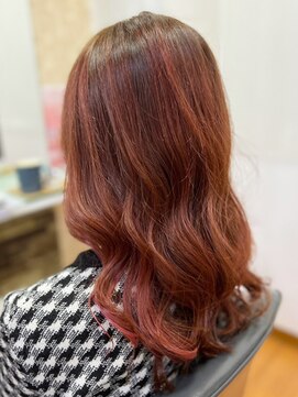 アークスヘアー ハイライトレイヤーカット透明感ピンクブラウンロング