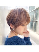 ジエクト ヴィシア(The Ect VIXIA)&nbsp;ショート女子×前髪あり×インナーカラー×ナチュラルブラウン