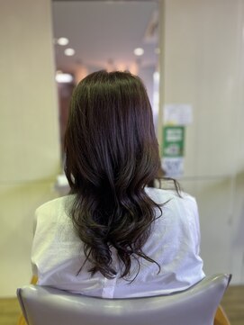 キハラ KIHARA 和泉中央店 ★量感カール×セミロング×メテオ酸熱トリートメント