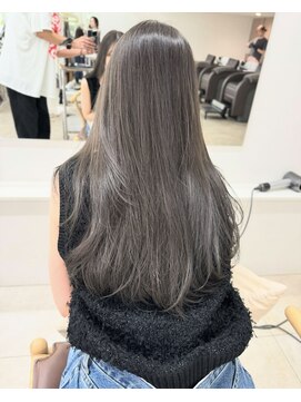 ニュイアン(nuian) グレージュカラー