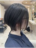 30代40代50代秋ヘアショート前髪なしハンサムショートカット