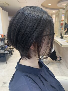 アッシュ 仙川店(Ash) 30代40代50代秋ヘアショート前髪なしハンサムショートカット
