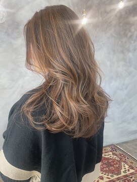 シキ(SIKI) レイヤー×ベージュ