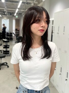 ロイオブジゼル(roi of GiseL) セミロング　顔周りカット　レイヤーカット　透明感　20代30代