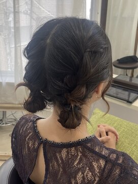 リブレ(LIBRE+hp) 【ARISA】【恵比寿LIBRE】お呼ばれ、イベントに♪ツインお団子