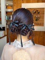 ガーランド (Garland) 【人気!】カチモリヘア 結婚式 お呼ばれ まとめ髪 ツインお団子