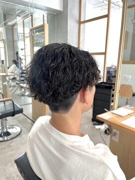 フェリアファム 北千里(FERIA fam) 波巻きパーマ