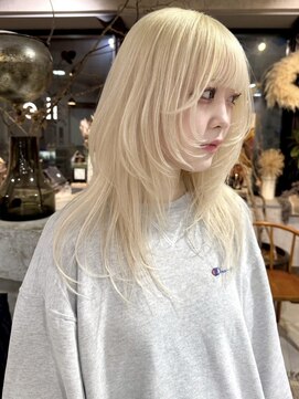 ネハス(nehus.) くびれヘア/アプリコットオレンジ/ハイライトカラー/ブリーチ