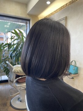 ヘアアンドメイク アリス(hair&make ALICE produce by COLT) ショート 艶ボブ