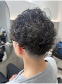 くるくるメンズパーマ