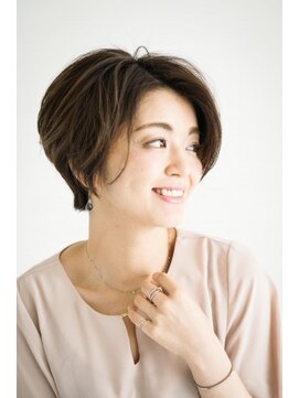 アッドバイケンジ(Add.. by KENJE) ☆自然体で今っぽい☆　小顔ショート　【戸塚/戸塚駅】