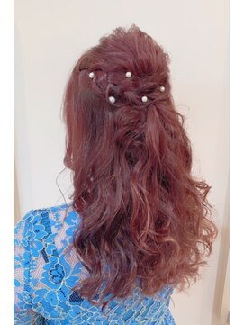 ヘアー デザイナーズ サロン アヴァンセ(HAIR DESIGNER'S SALON AVANCE) ハーフアップヘアセット