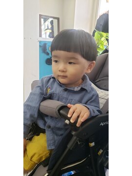 キキヘアメイク(kiki hair make) キッズ×ぱっつん